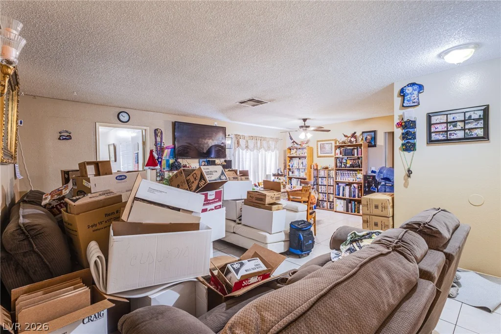 4813 Alameda, Las Vegas, NV 89110