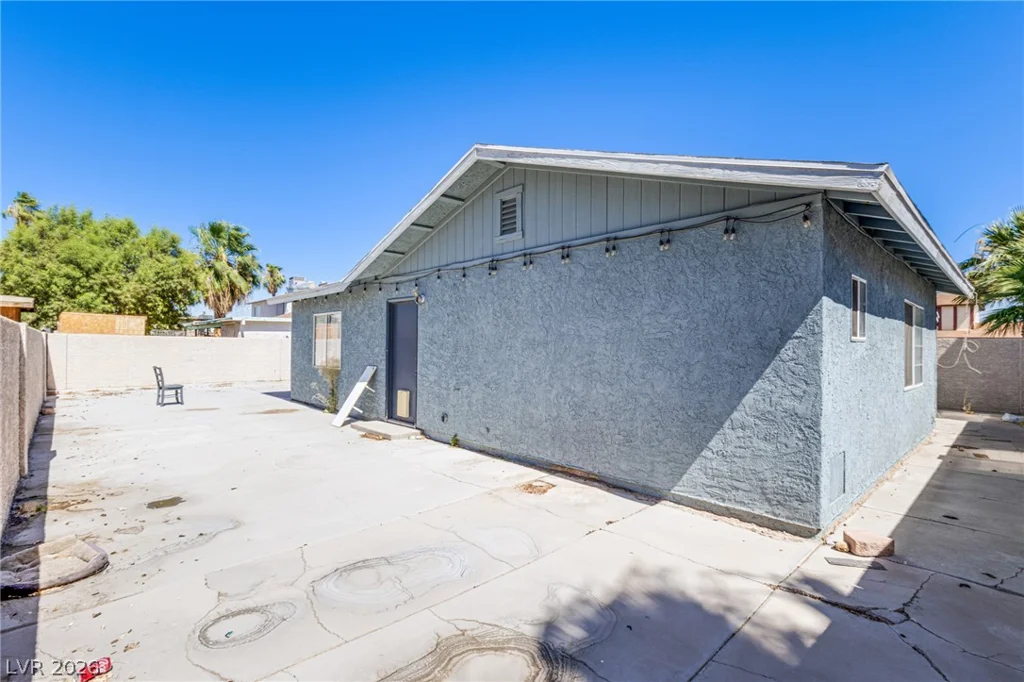 4813 Alameda, Las Vegas, NV 89110