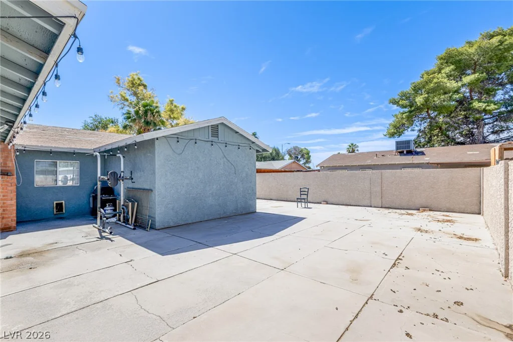 4813 Alameda, Las Vegas, NV 89110