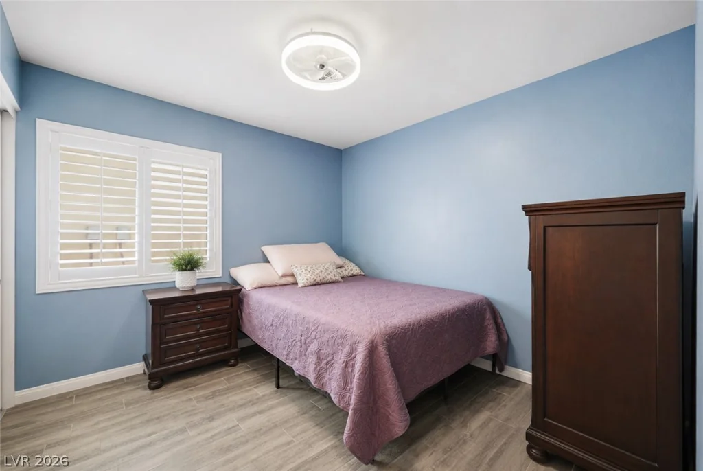 9816 Red Horse, Las Vegas, NV 89143