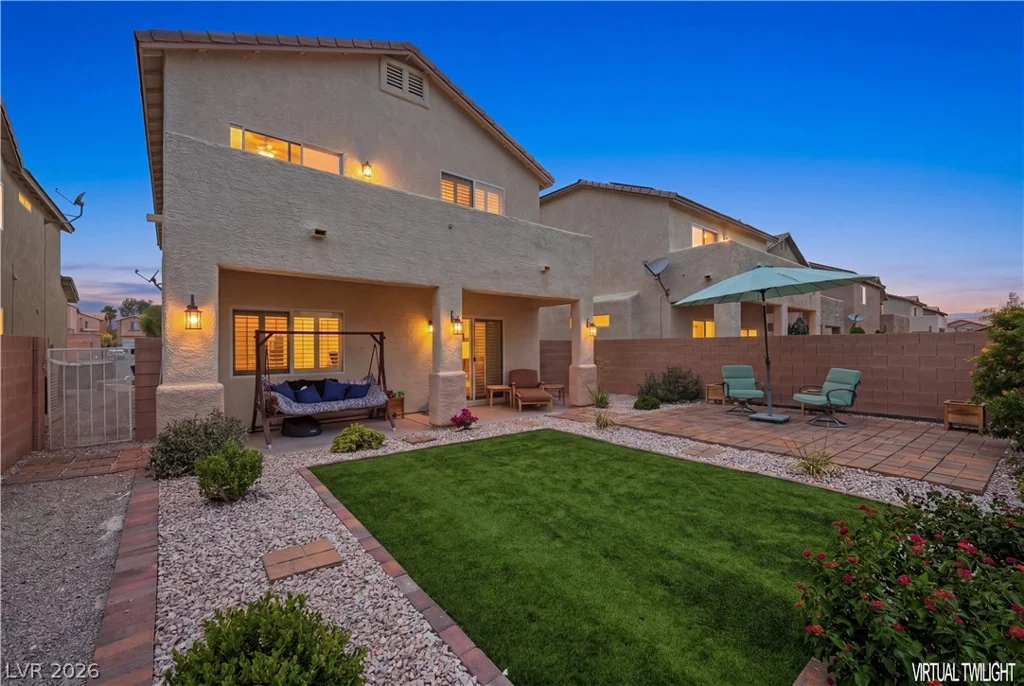 9816 Red Horse, Las Vegas, NV 89143