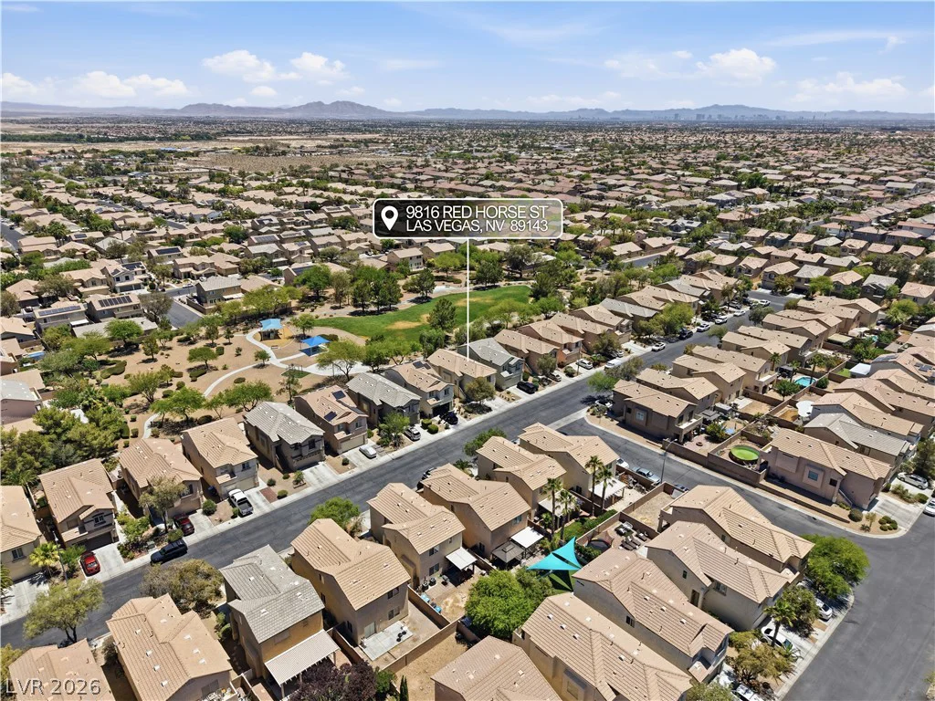 9816 Red Horse, Las Vegas, NV 89143