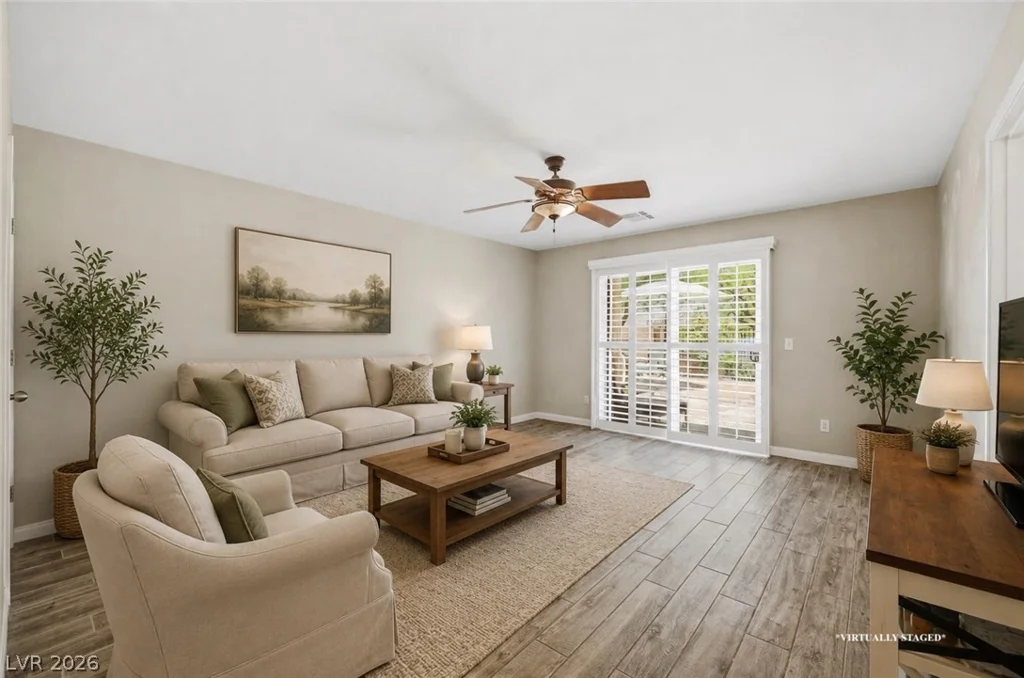 9816 Red Horse, Las Vegas, NV 89143