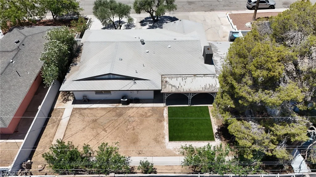 3200 Silver Saddle, Las Vegas, NV 89169