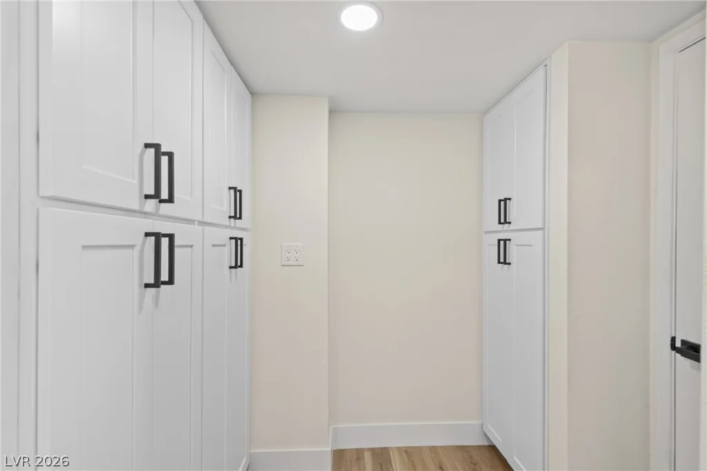 3200 Silver Saddle, Las Vegas, NV 89169