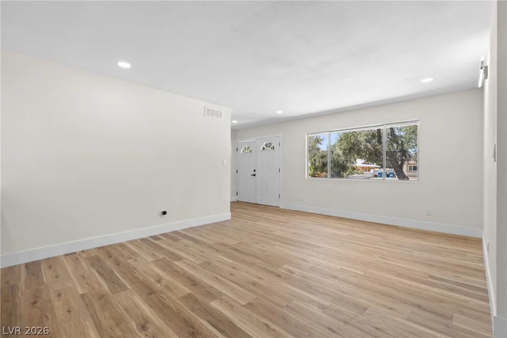 3200 Silver Saddle, Las Vegas, NV 89169