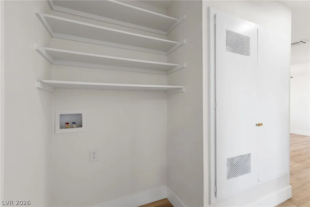 513 Kasper, Las Vegas, NV 89106