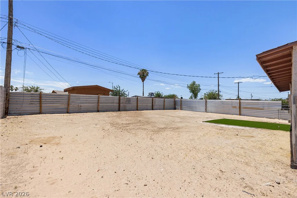 513 Kasper, Las Vegas, NV 89106