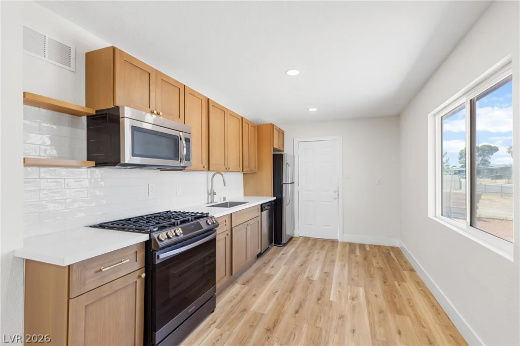 513 Kasper, Las Vegas, NV 89106