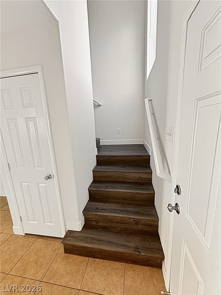 2143 Tierra Del Verde, Las Vegas, NV 89156