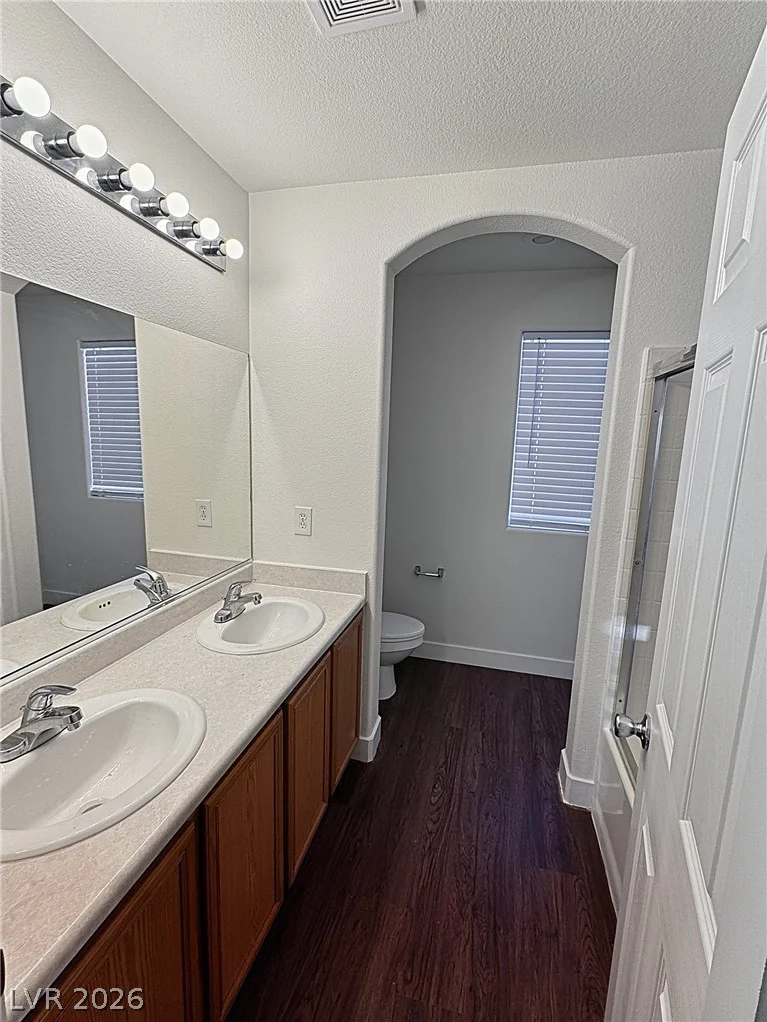 2143 Tierra Del Verde, Las Vegas, NV 89156