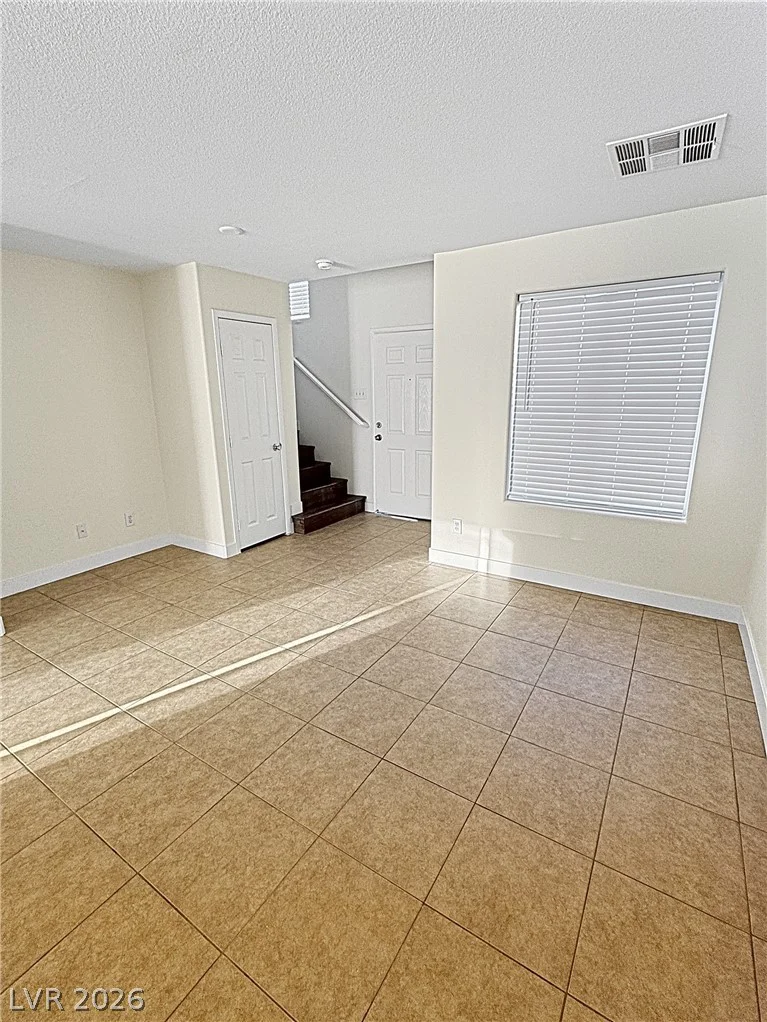 2143 Tierra Del Verde, Las Vegas, NV 89156