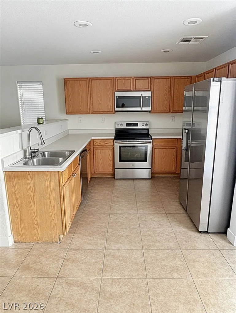 2143 Tierra Del Verde, Las Vegas, NV 89156