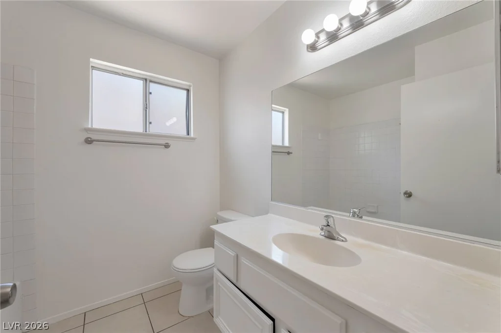 6421 Chippindale, Las Vegas, NV 89108