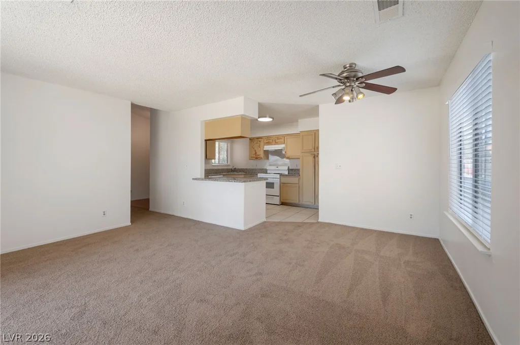 6421 Chippindale, Las Vegas, NV 89108