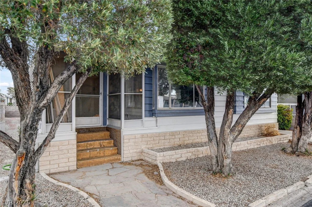 5054 Ridge, Las Vegas, NV 89103