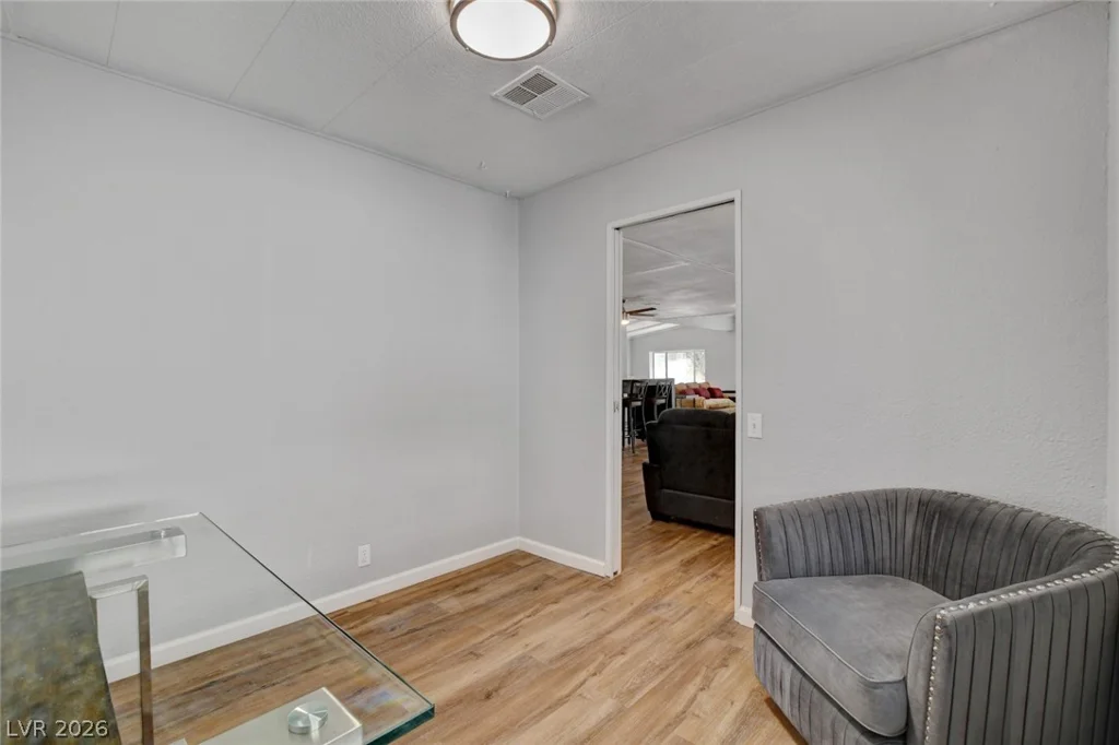 5054 Ridge, Las Vegas, NV 89103
