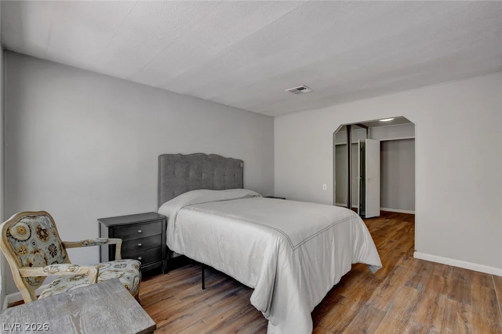 5054 Ridge, Las Vegas, NV 89103