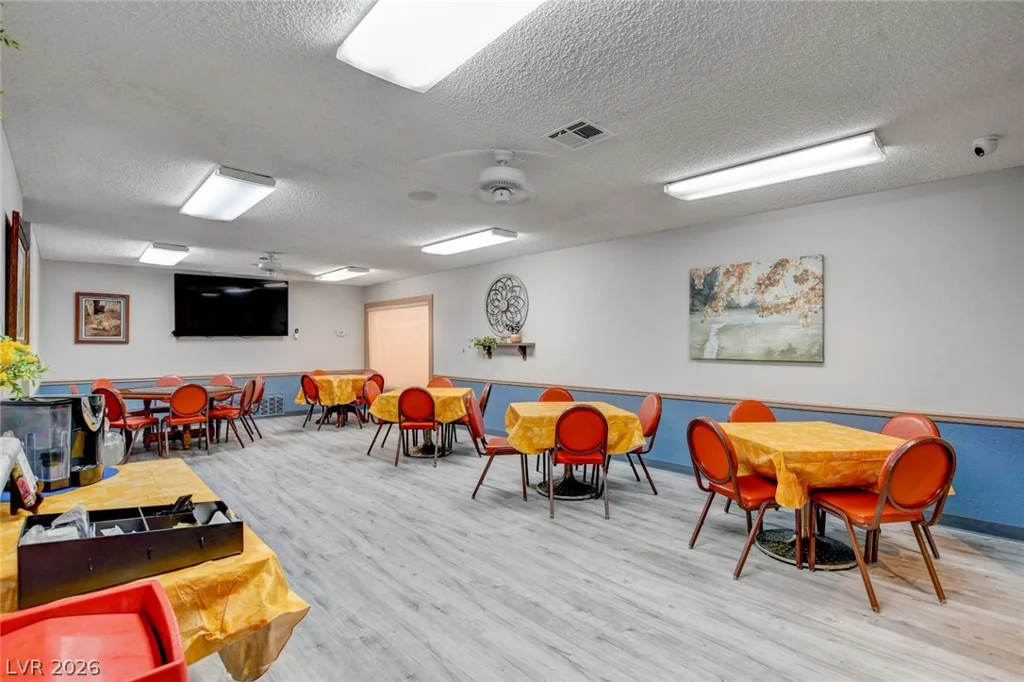 5054 Ridge, Las Vegas, NV 89103