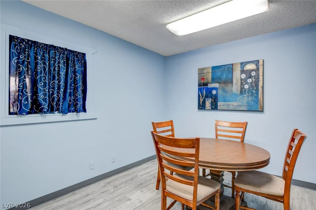 5054 Ridge, Las Vegas, NV 89103