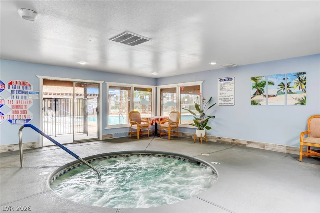 5054 Ridge, Las Vegas, NV 89103