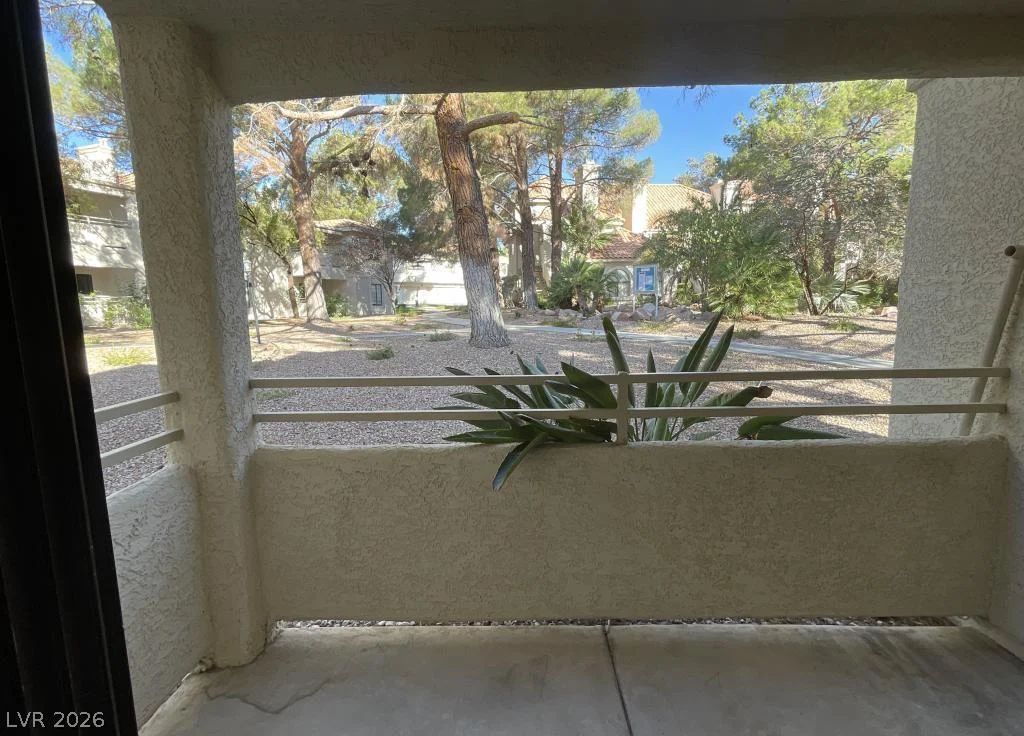 2641 Durango, Las Vegas, NV 89117