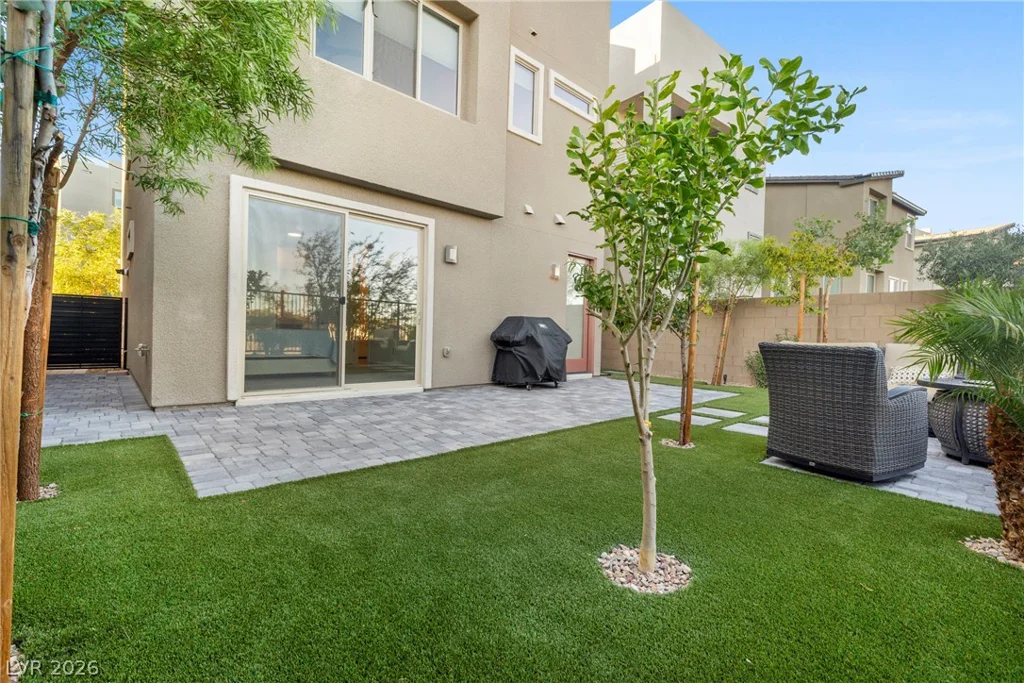11701 Gentle Birdsong, Las Vegas, NV 89138