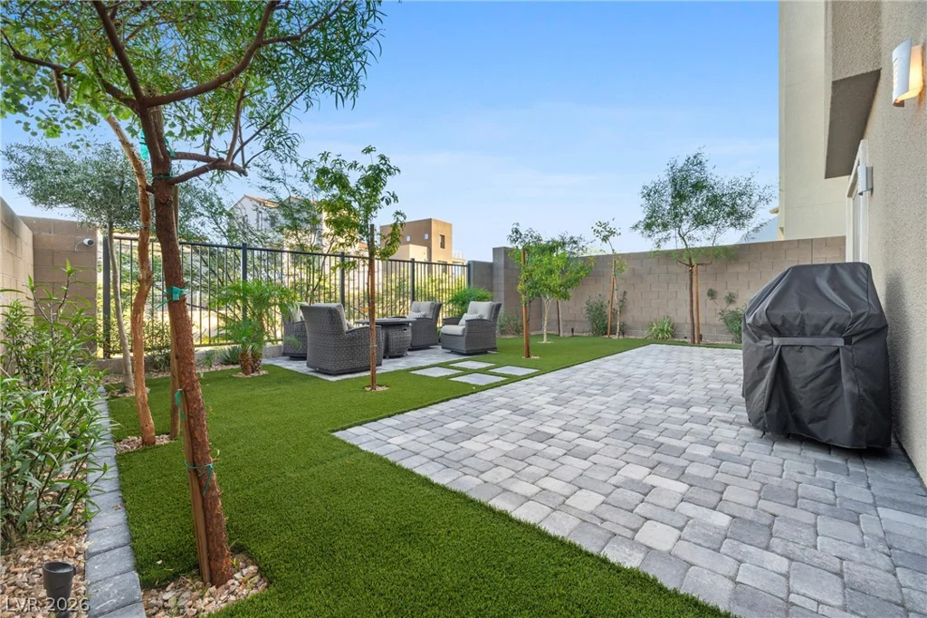 11701 Gentle Birdsong, Las Vegas, NV 89138