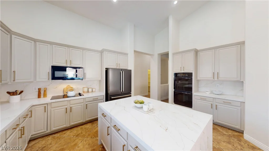 948 Sugar Springs, Las Vegas, NV 89110