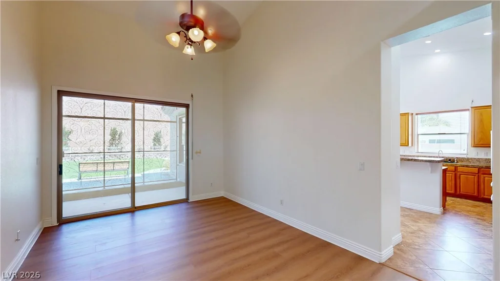 948 Sugar Springs, Las Vegas, NV 89110