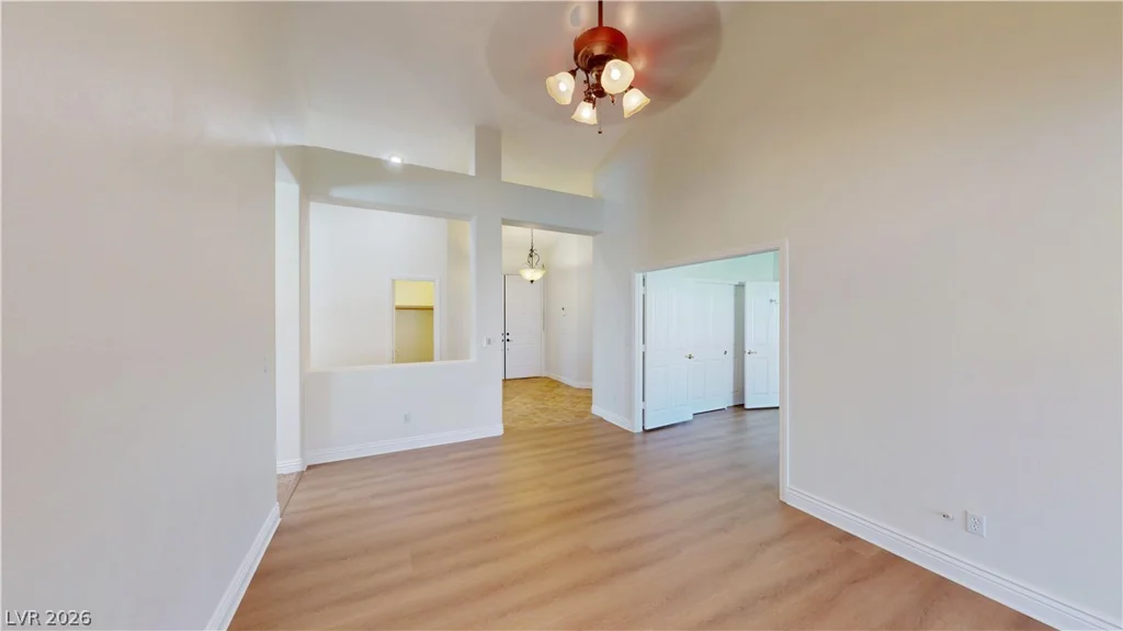 948 Sugar Springs, Las Vegas, NV 89110
