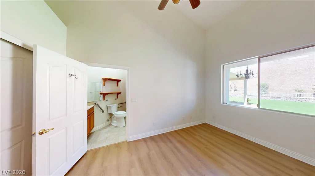 948 Sugar Springs, Las Vegas, NV 89110