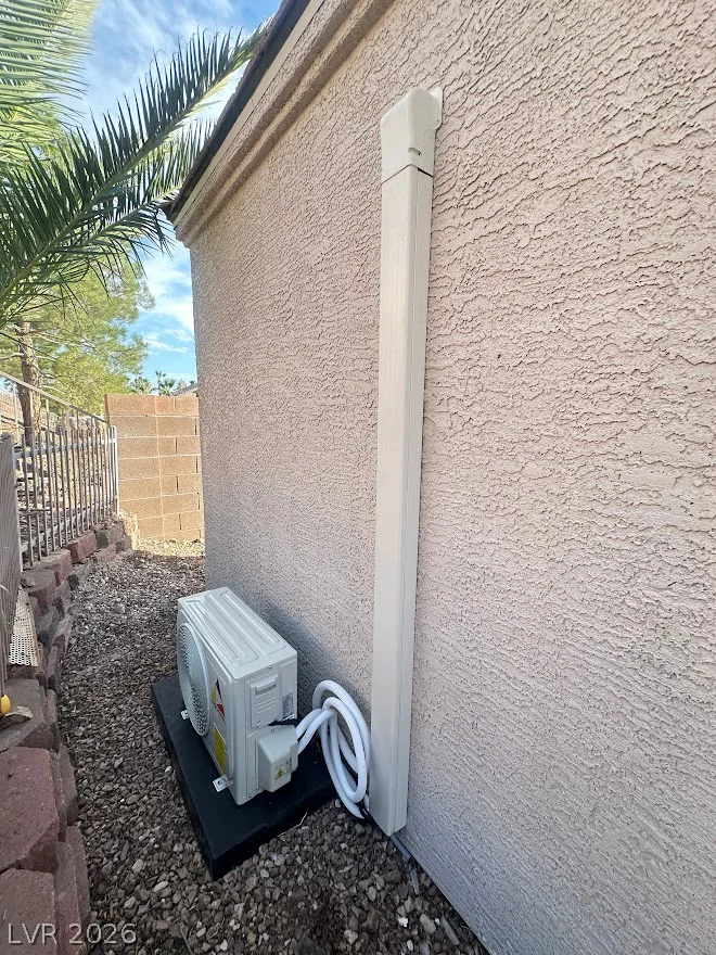 948 Sugar Springs, Las Vegas, NV 89110