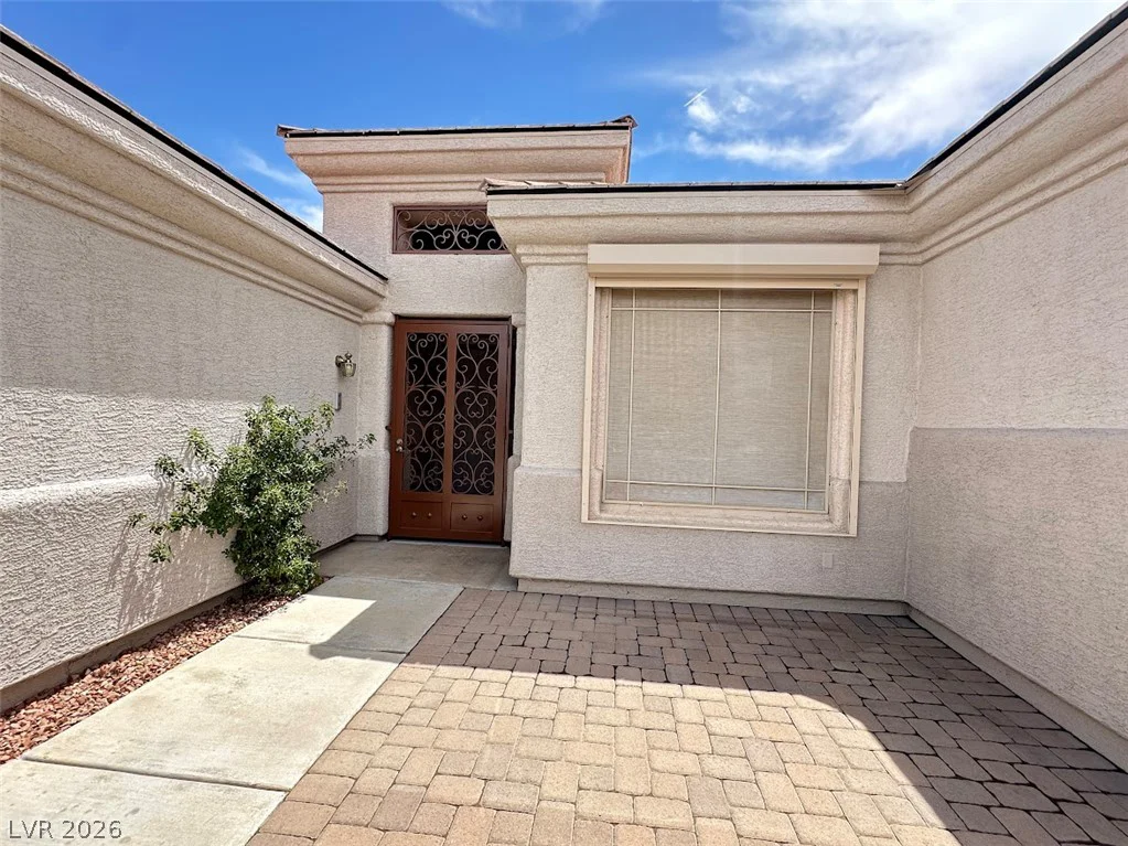 948 Sugar Springs, Las Vegas, NV 89110