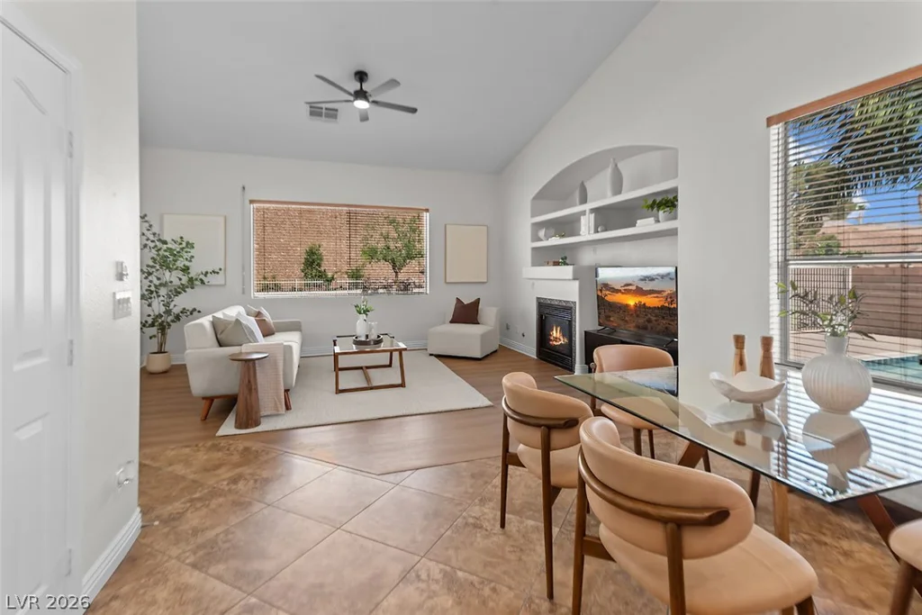 948 Sugar Springs, Las Vegas, NV 89110