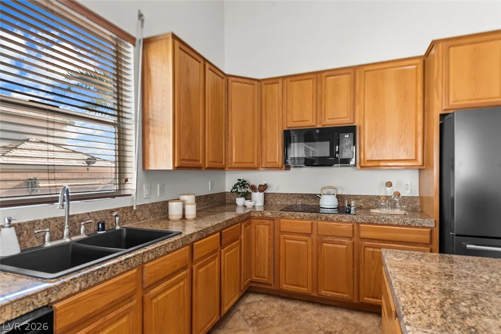 948 Sugar Springs, Las Vegas, NV 89110