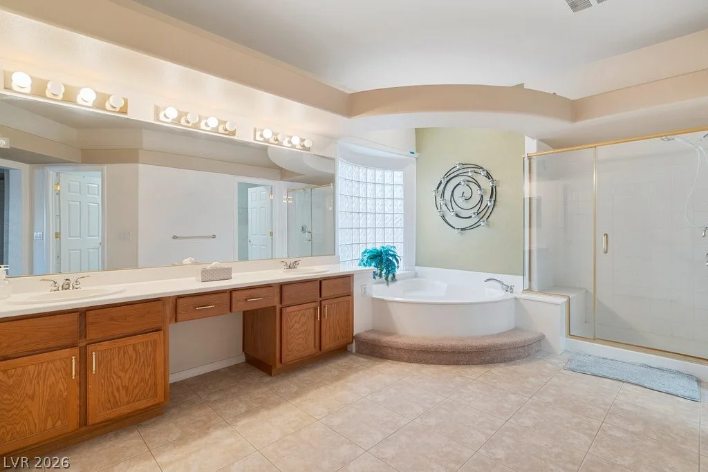 7550 Jacaranda Bay, Las Vegas, NV 89139