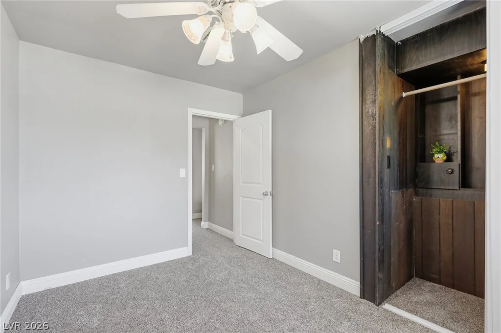 702 Greenbriar Townhouse, Las Vegas, NV 89121