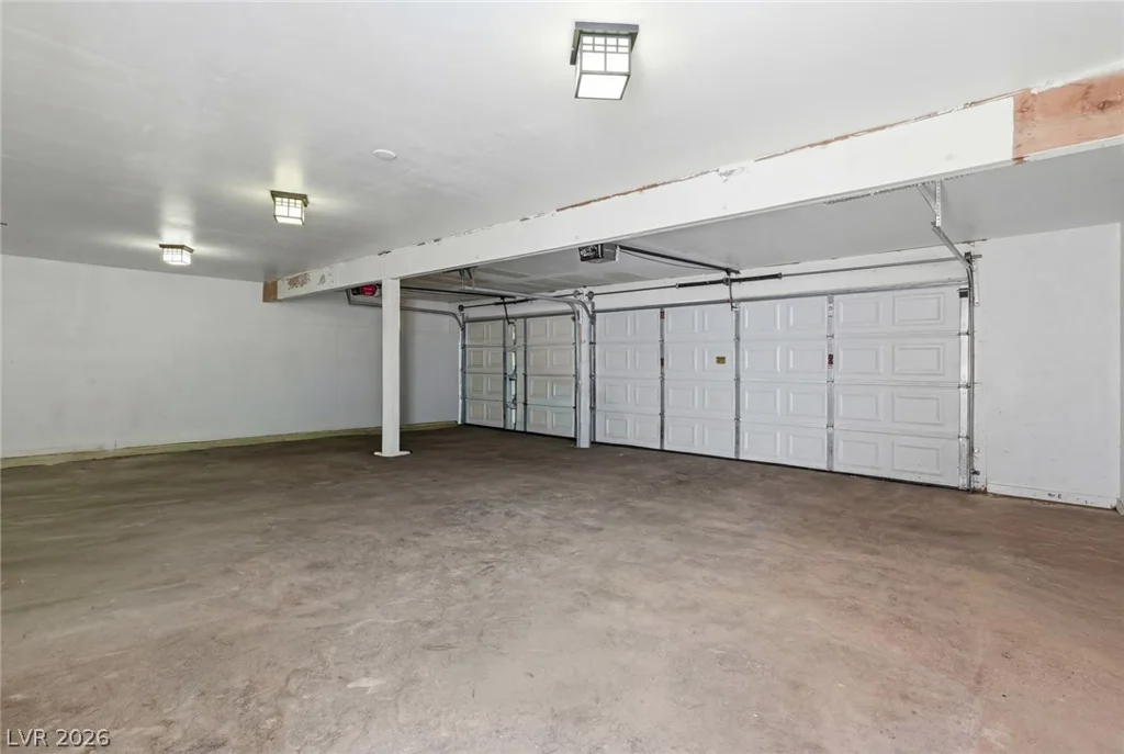702 Greenbriar Townhouse, Las Vegas, NV 89121