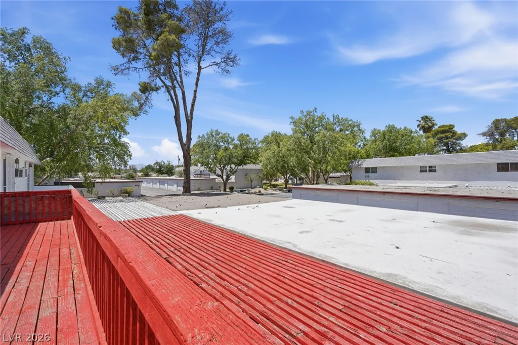 702 Greenbriar Townhouse, Las Vegas, NV 89121