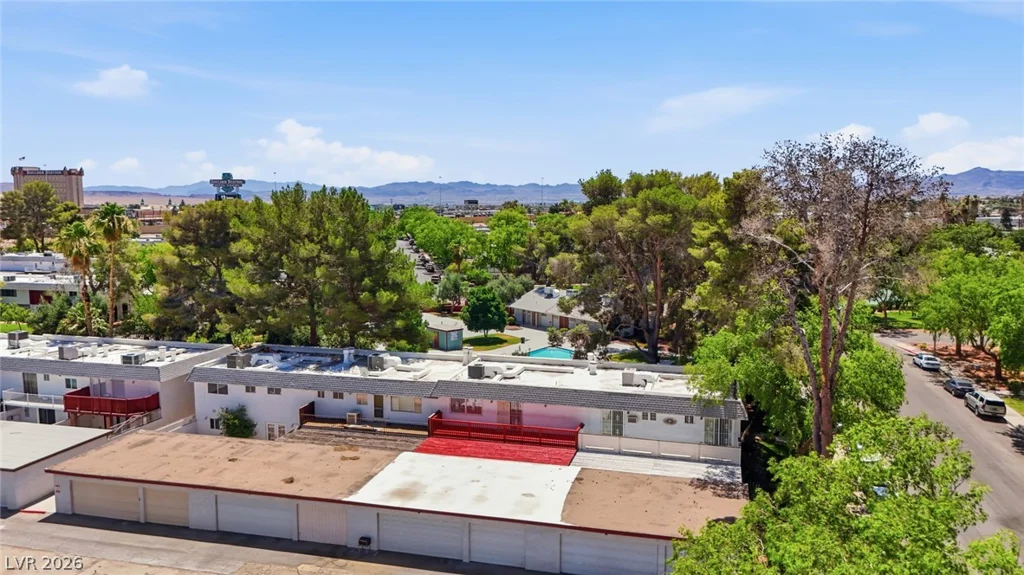 702 Greenbriar Townhouse, Las Vegas, NV 89121