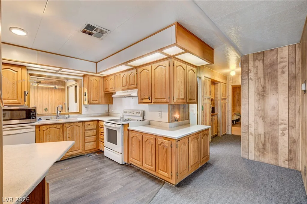 3397 Isle Royale, Las Vegas, NV 89122