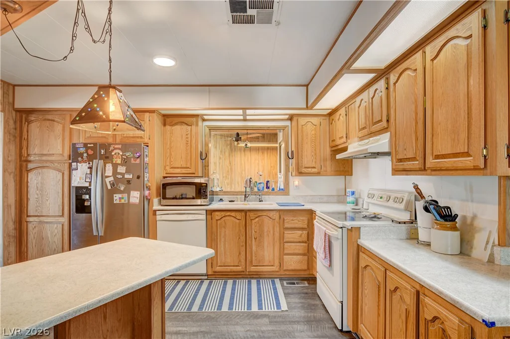 3397 Isle Royale, Las Vegas, NV 89122