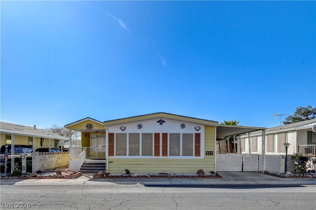 3397 Isle Royale, Las Vegas, NV 89122