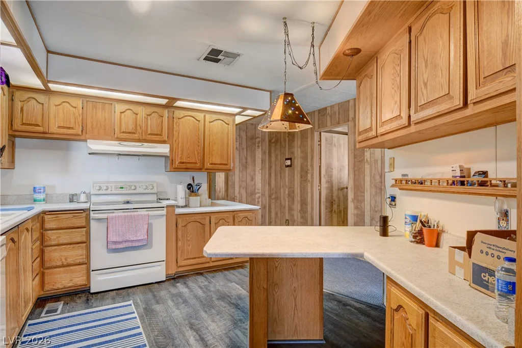3397 Isle Royale, Las Vegas, NV 89122