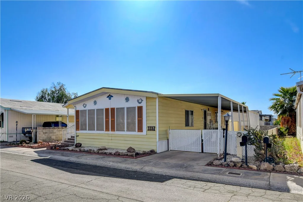 3397 Isle Royale, Las Vegas, NV 89122