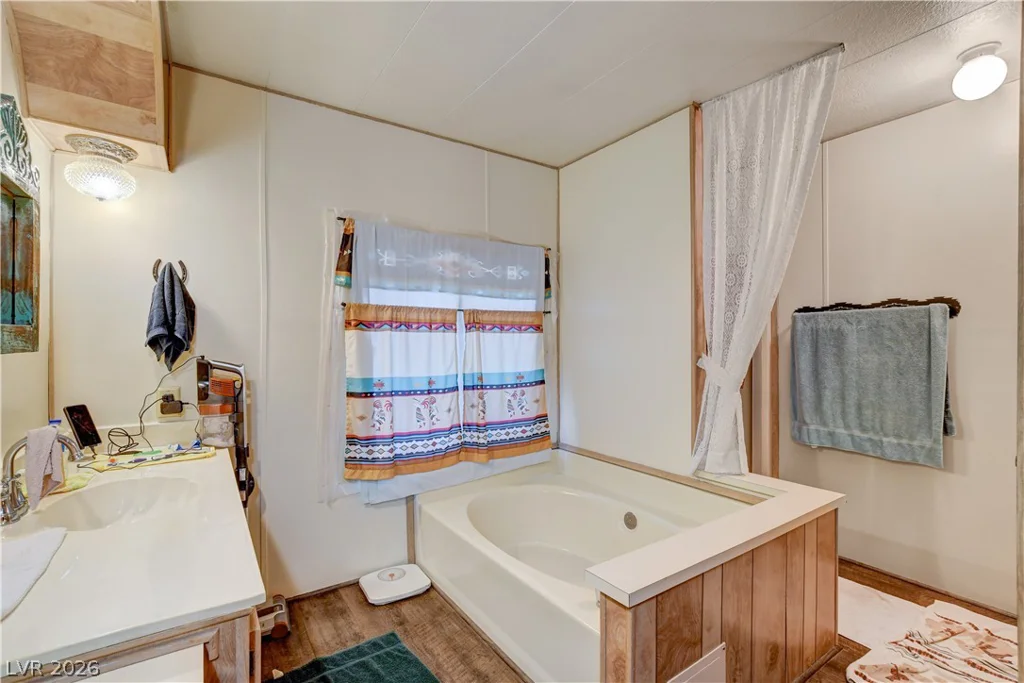 3397 Isle Royale, Las Vegas, NV 89122