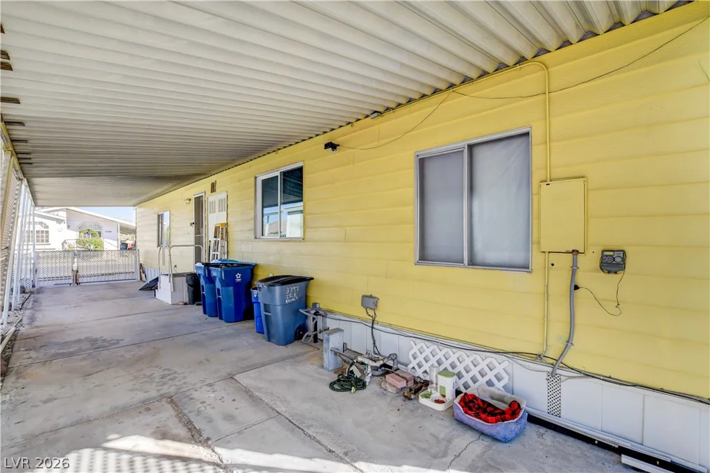 3397 Isle Royale, Las Vegas, NV 89122