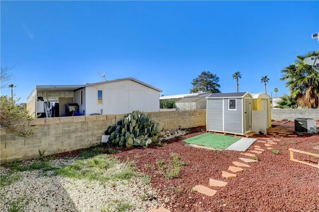 3397 Isle Royale, Las Vegas, NV 89122