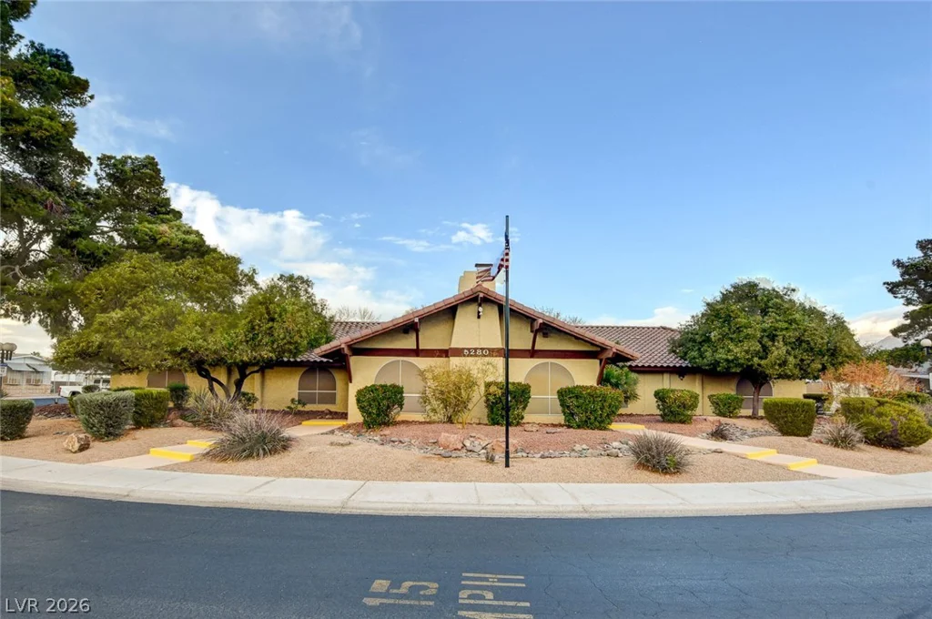 3397 Isle Royale, Las Vegas, NV 89122